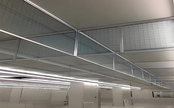 庆城玻璃挡烟垂壁