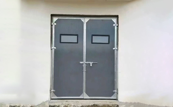 庆城工业门在高温作业区域的运行表现